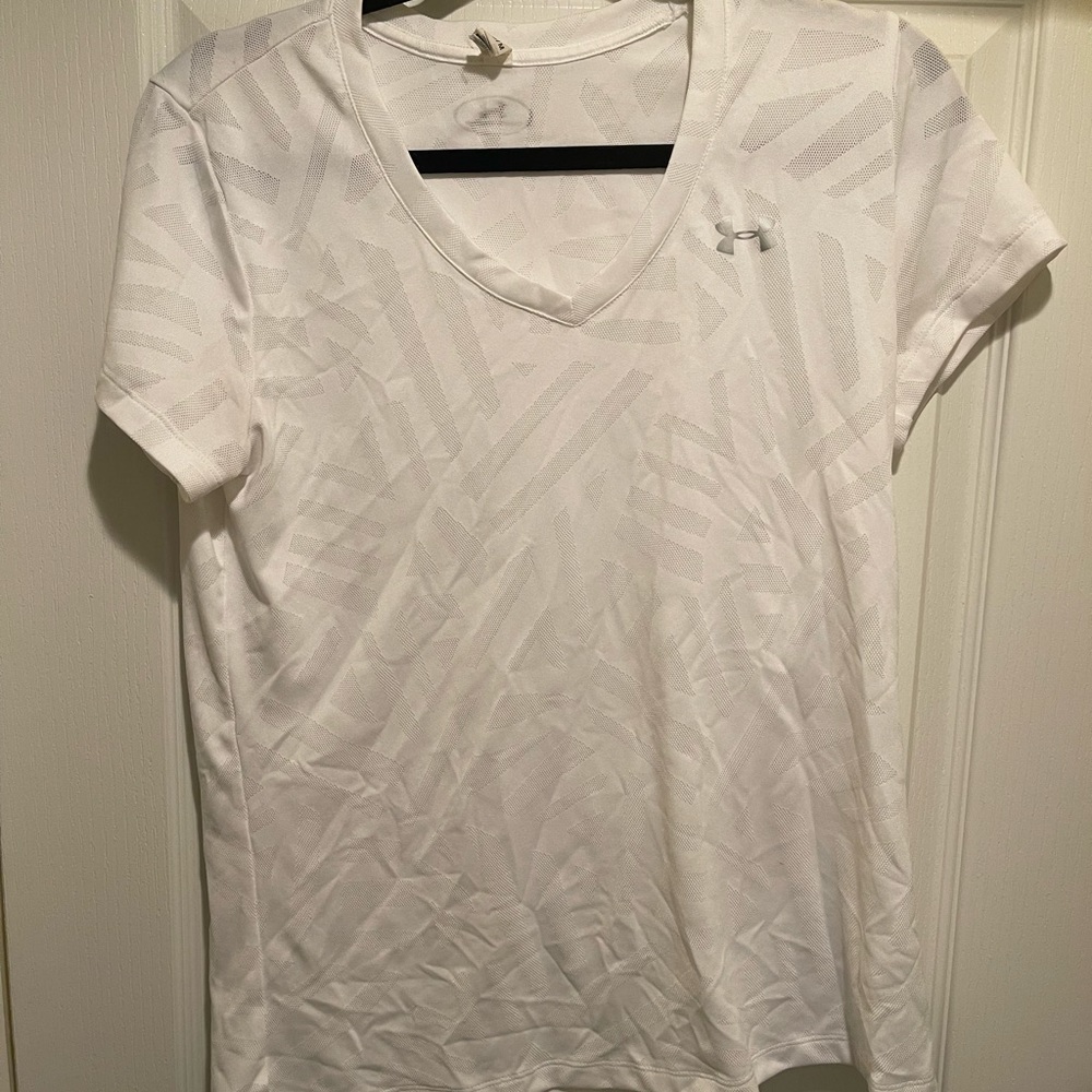 Under armour t shirt